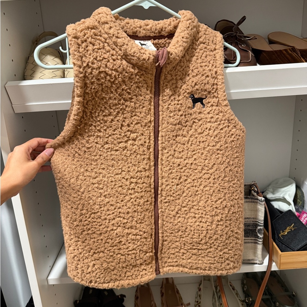 The Black Dog Tan and Brown Sherpa Scarf
